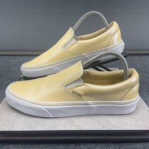 Vans Classic Slip-On “Pearl Suede” Gold True White Mens 7 Womens 8.5